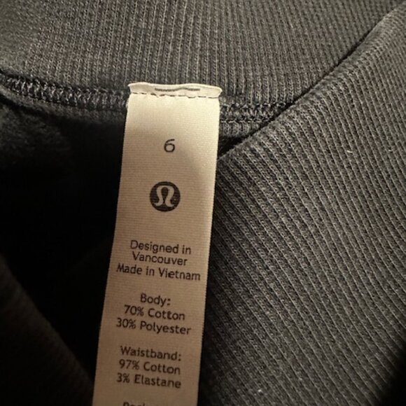 Lululemon Scuba Joggers size 6 braided detail - Picture 2 of 3